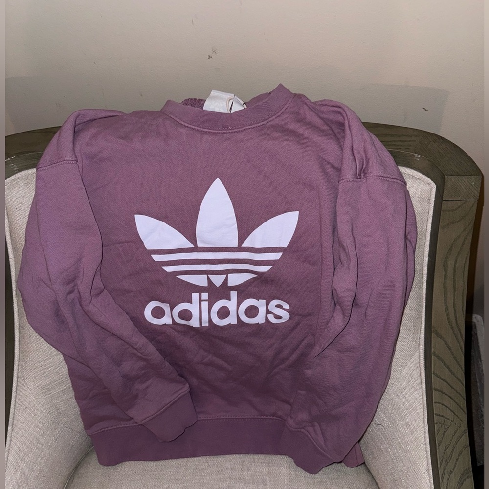 Women’s adidas crewneck sweatshirt size xs